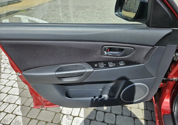 Mazda 3 cena 15900 przebieg: 220000, rok produkcji 2009 z Jelenia Góra małe 121